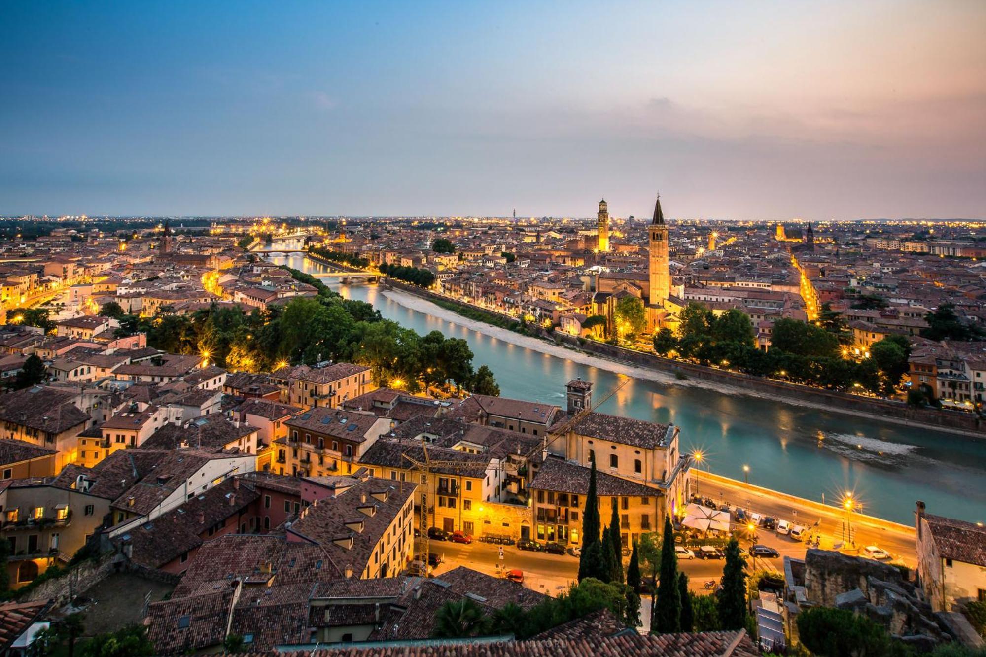 Primavera Al Teatro Romano Verona Exteriör bild